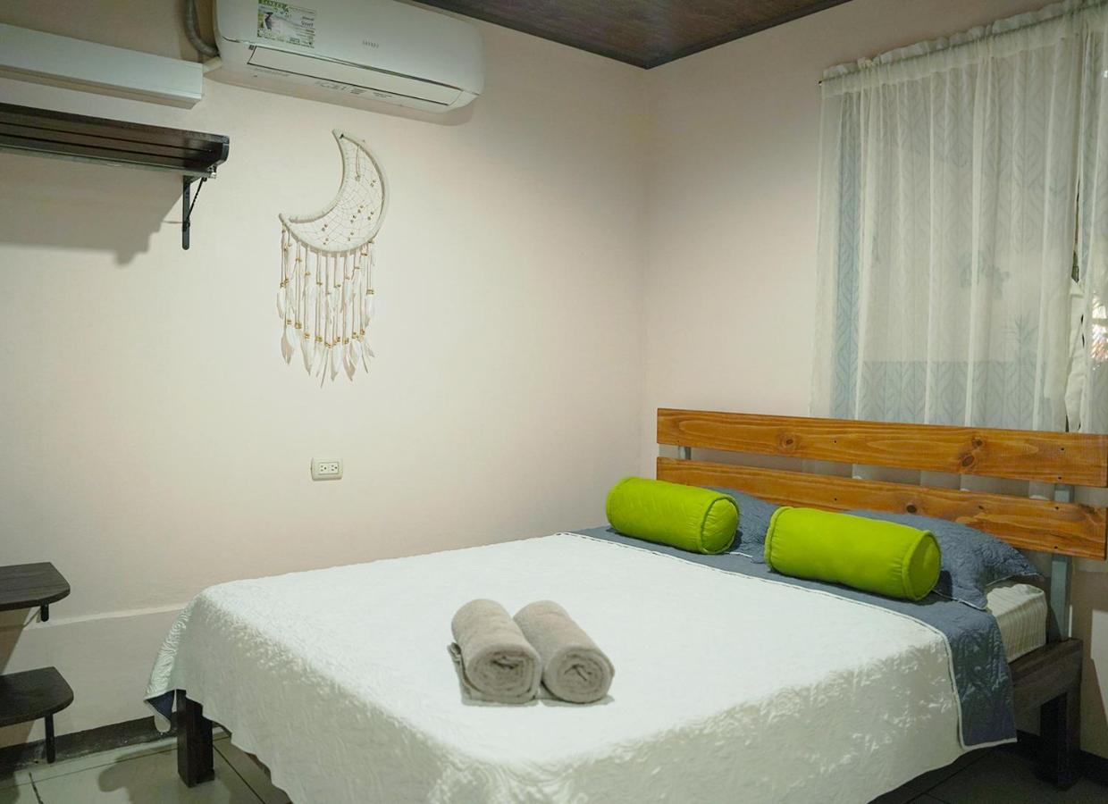 Apartamentos Y Studios Brisas Del Mar Santa Teresa Playa Santa Teresa  Exteriör bild